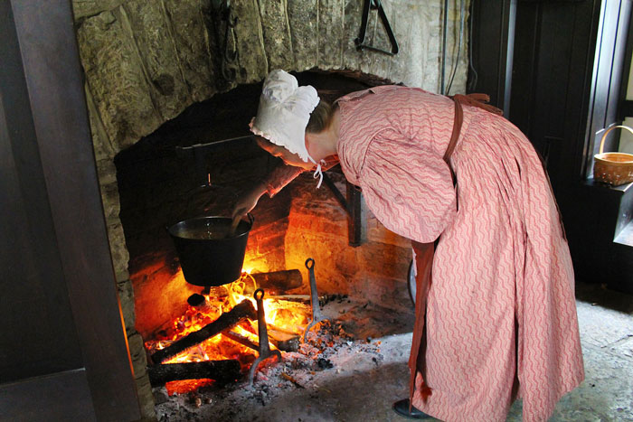 morris-house-winter